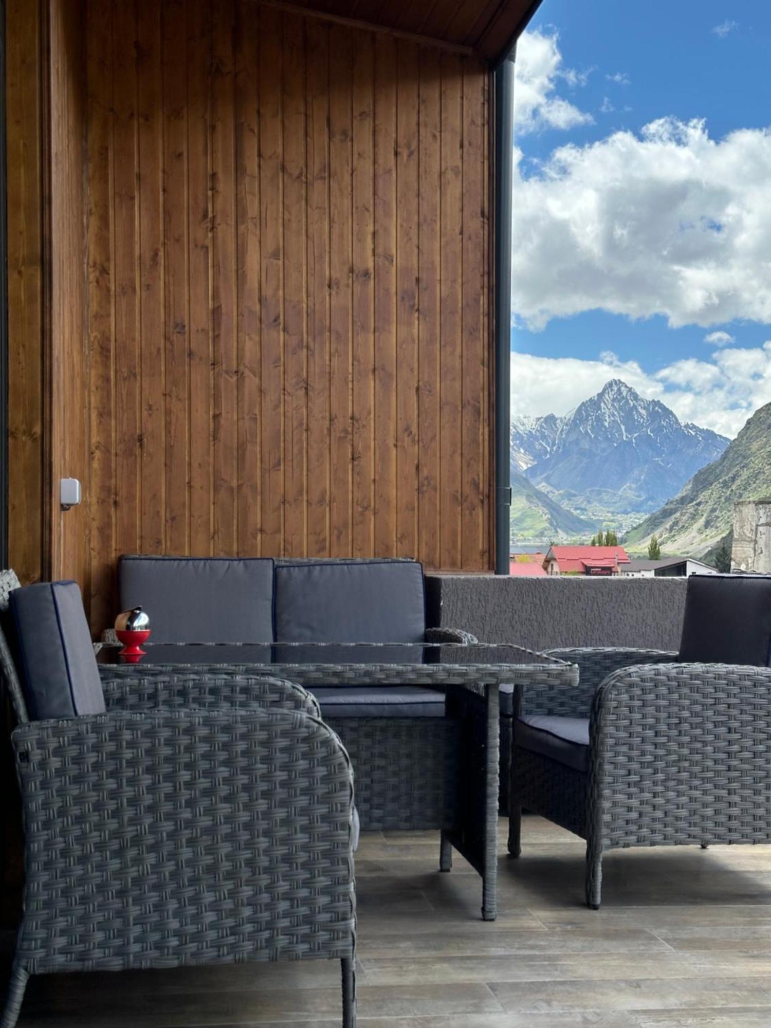 Hotel Old District Kazbegi Exterior foto